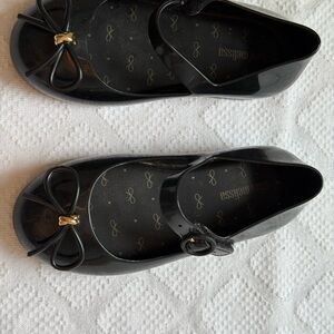 Mini Melissa Black Flats with Bow Accent